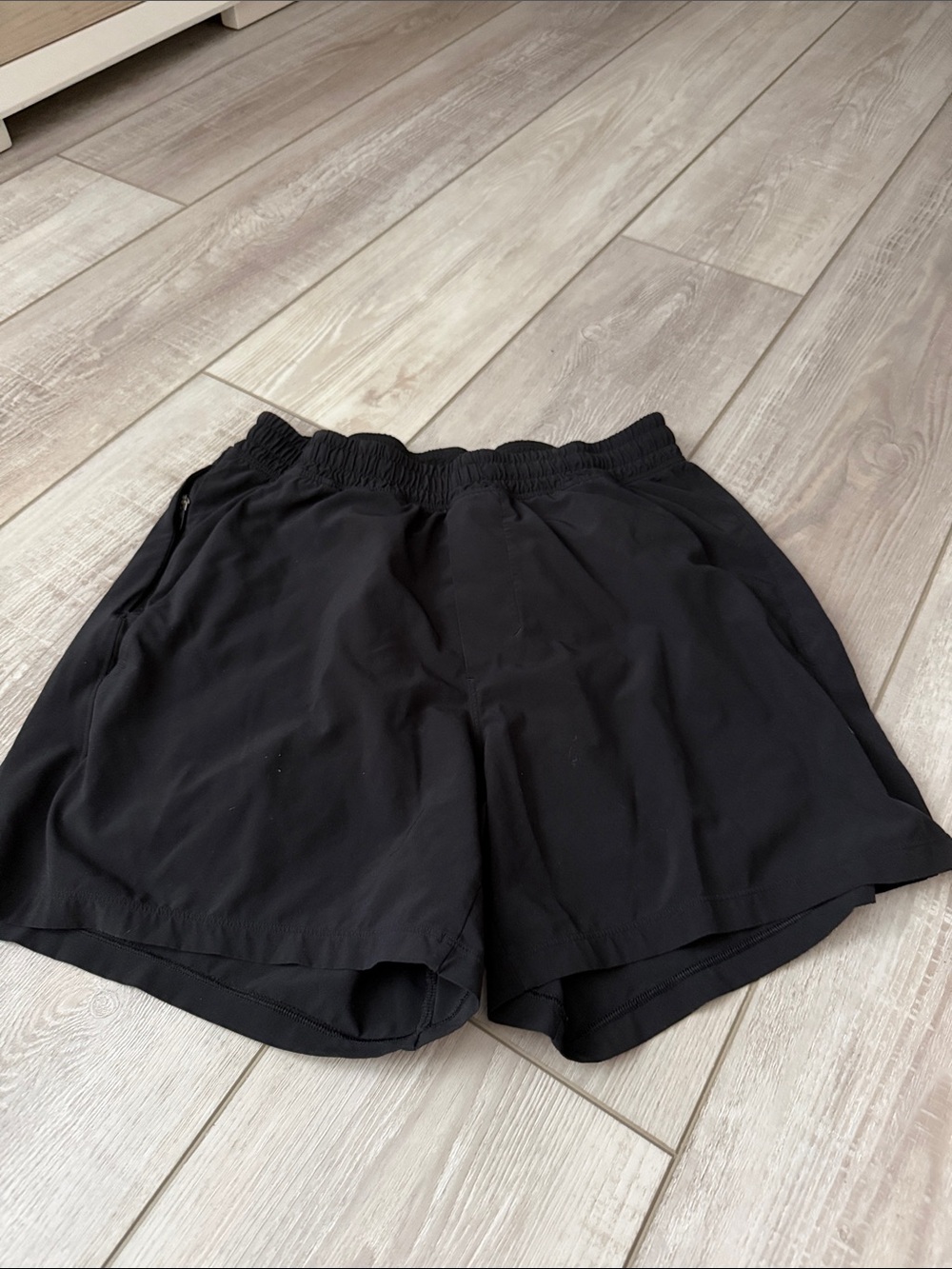 Men’s Lululemon Black Athletic Shorts - Casual Everyday Comfort